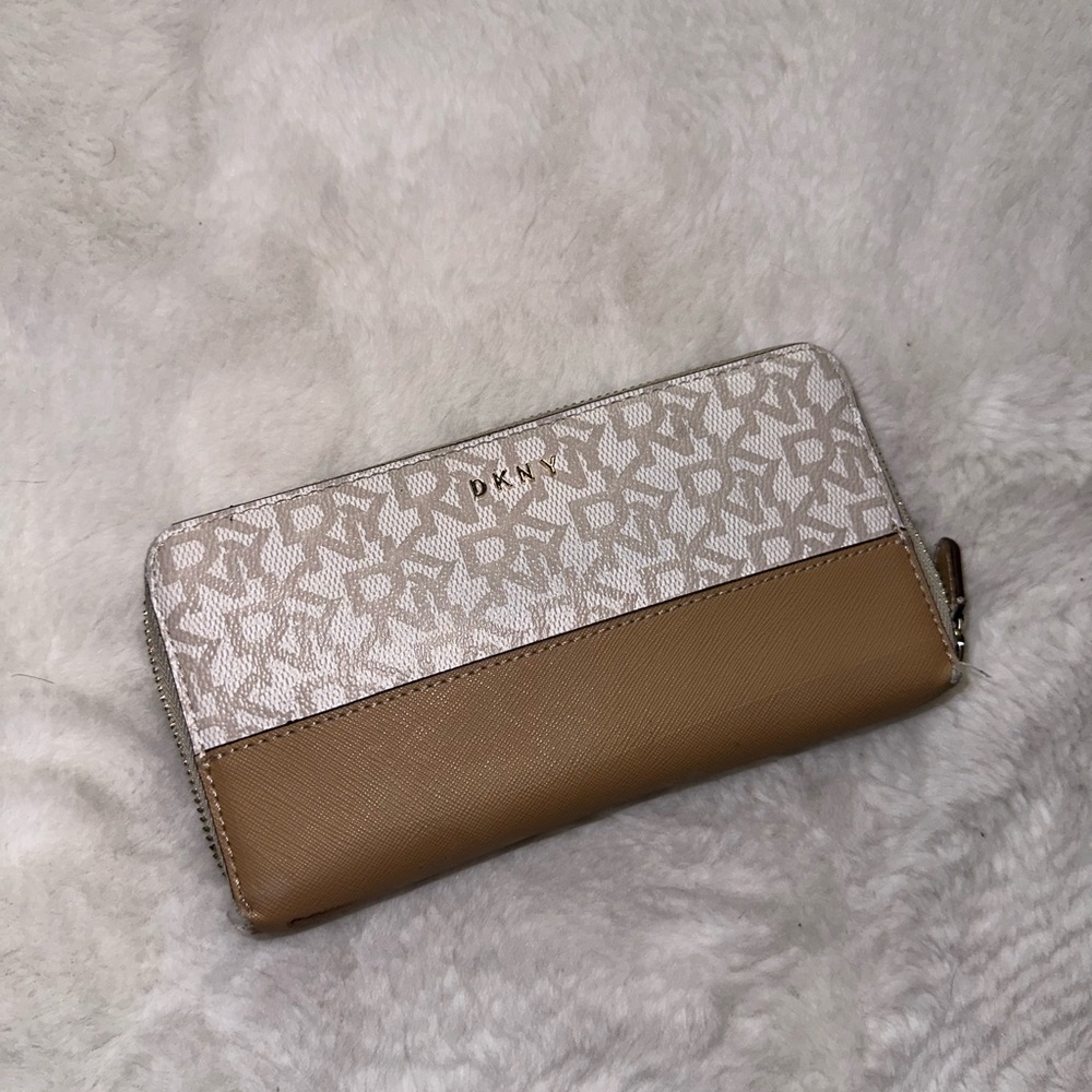 DKNY Velva Large Zip Wallet in Tan Color